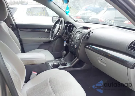 2013 Kia Sorento Lx z USA, uszkodzony, nr VIN 5XYKT4A16DG359450